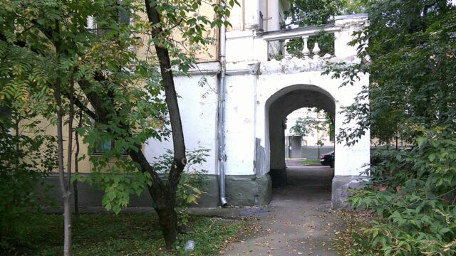 6-я Парковая улица, 25