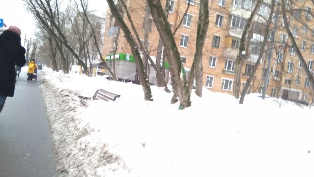 Улица Маршала Бирюзова, 8к1
