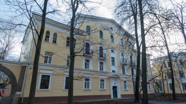 Улица Маршала Конева, 9