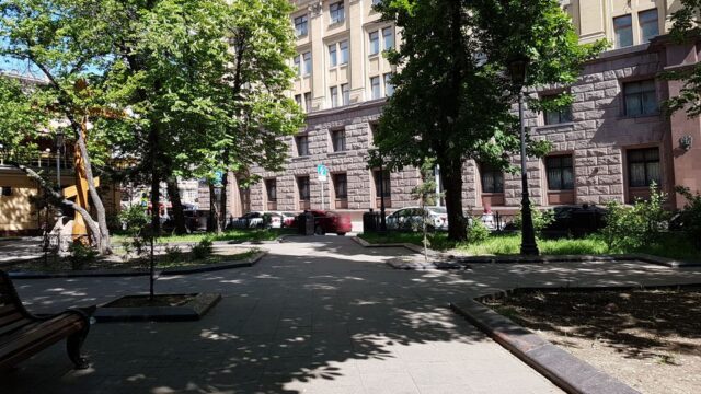 Ермолаевский переулок, 21