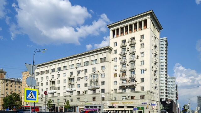 Новинский бульвар, 12