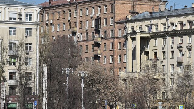 Фрунзенская набережная, 28