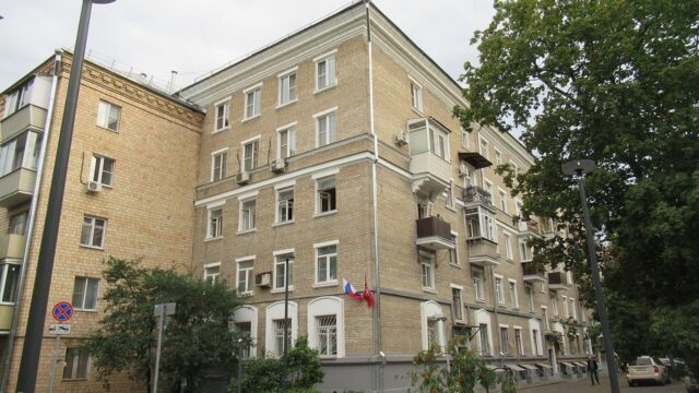 Студенческая улица, 11