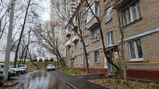Улица Винокурова, 10к2