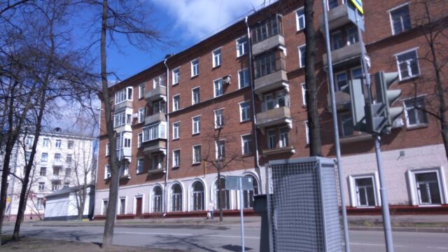 13-я Парковая улица, 11