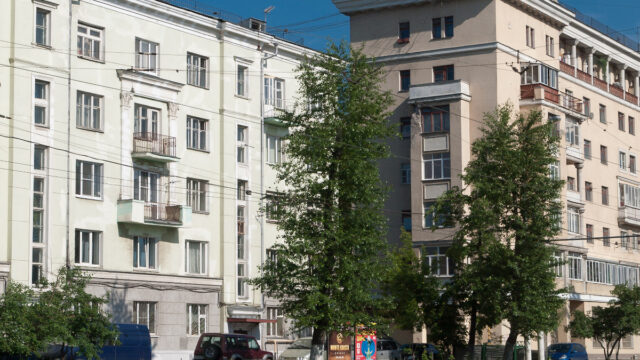 Фасад дома: проспект Будённого, дом 17