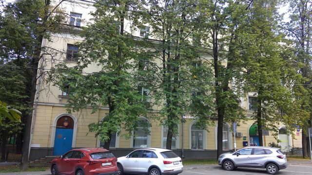 Фасад дома: 6-я Парковая улица, дом 20/53