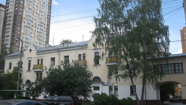 Фасад дома: 4-я Парковая улица, дом 10