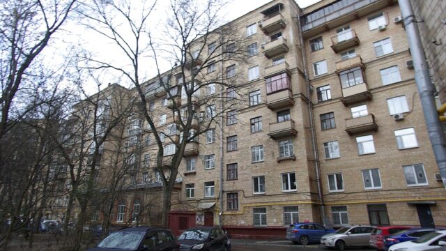 Фасад дома: улица Маршала Василевского, дом 1, корпус 2