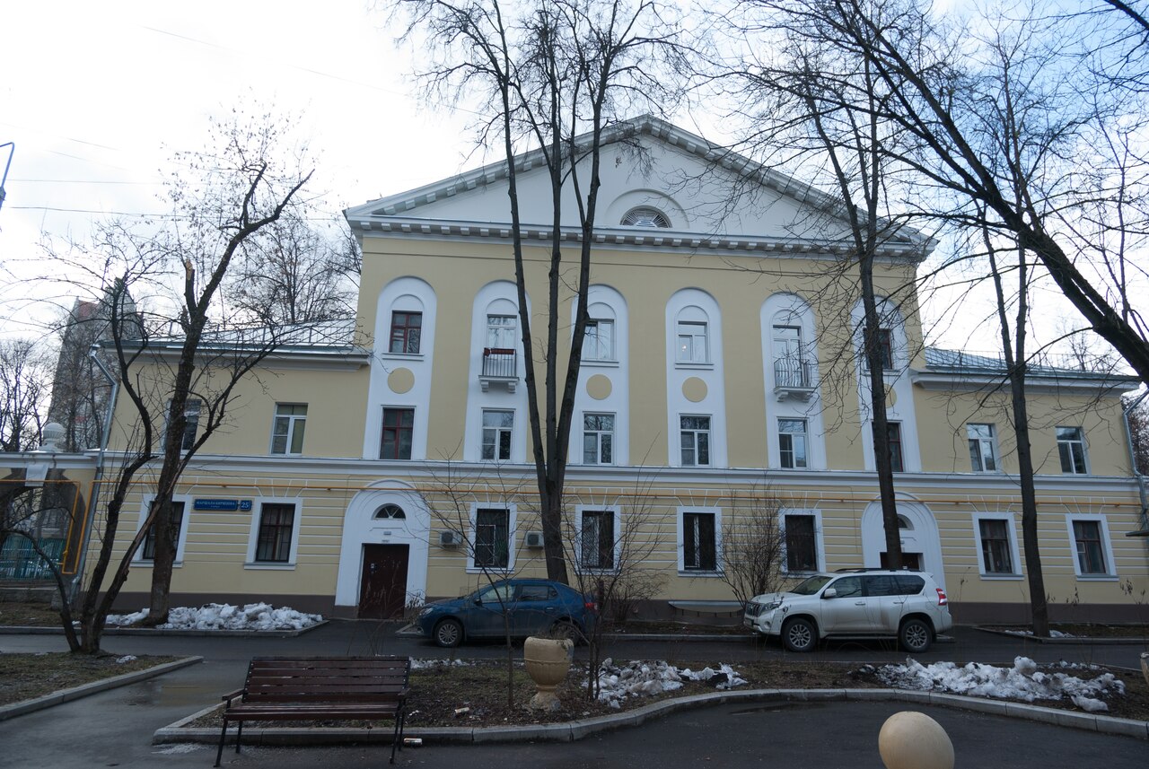 покупка квартиры в старом фонде, Улица Маршала Бирюзова, 25, 1952 года постройки