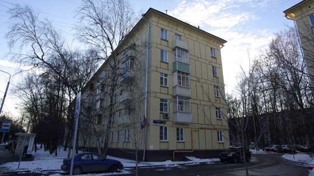 Фасад дома: улица Шверника, дом 12/2, корпус 1
