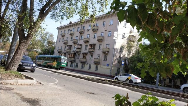 Фасад дома: улица Вавилова, дом 47, корпус 1