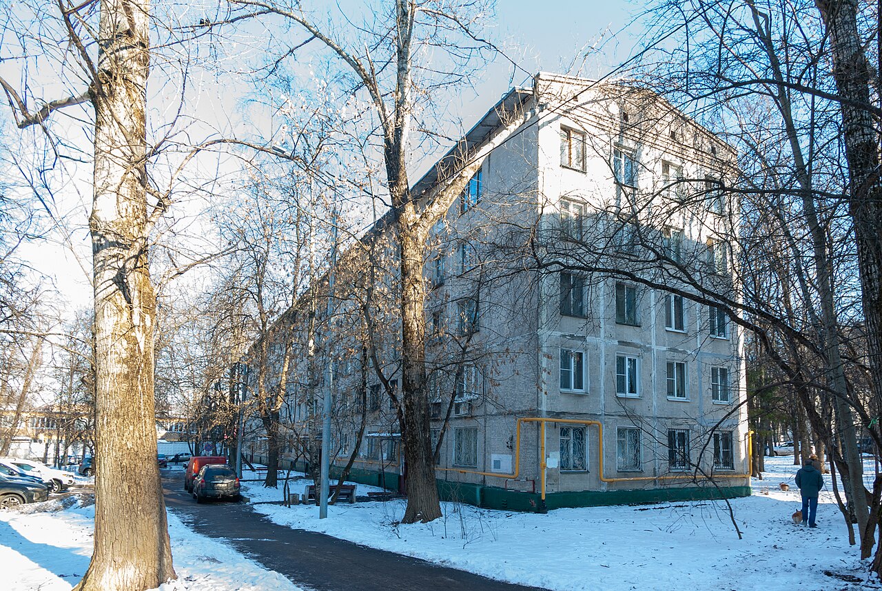 сталинка в сравнении с хрущёвкой и брежневкой, Одесская улица, 23к5, 1961 года постройки