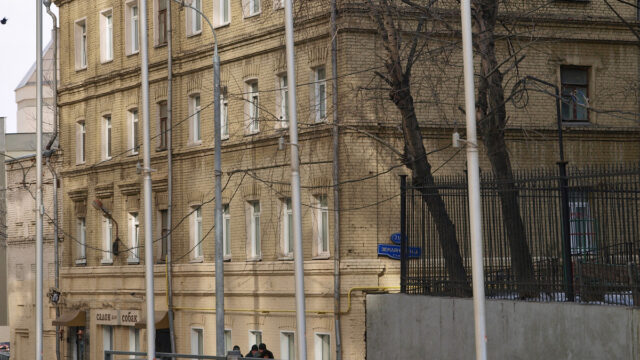 Фасад дома: улица Земляной Вал, дом 21/2, строение 1