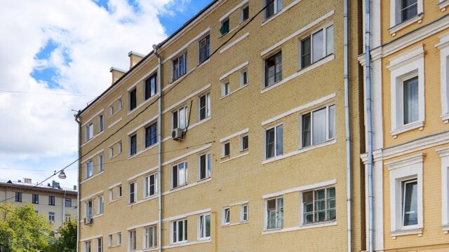 Фасад дома: улица Малая Ордынка, дом 27/5-3-3А, строение 4