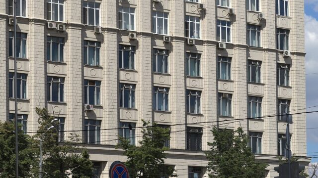 Фасад дома: Овчинниковская набережная, дом 18/1, строение 1