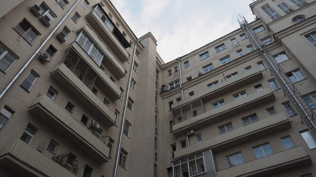 Фасад дома: Лаврушинский переулок, дом 17, строение 2