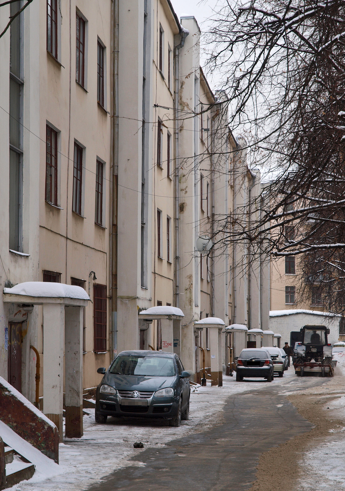 сталинки в Москве и России, Новозаводская улица, 17к1, 1932 года постройки