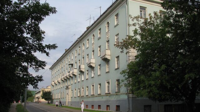 Фасад дома: улица Матросова, дом 1
