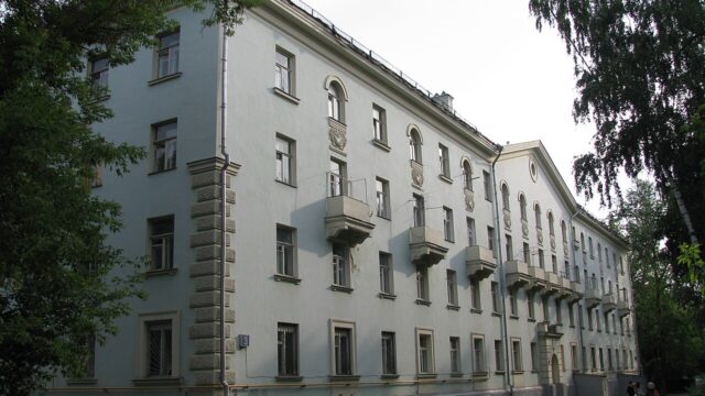 Фасад дома: улица Матросова, дом 3
