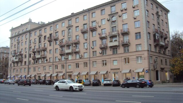Фасад дома: Ленинский проспект, дом 18