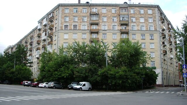 Фасад дома: улица Сальвадора Альенде, дом 7