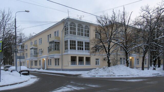 Фасад дома: Главная улица, дом 6