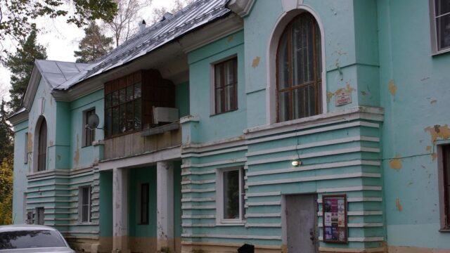 Фасад дома: посёлок Акулово, дом 10