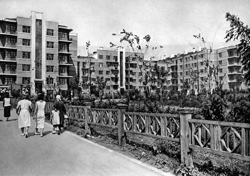 Жилой комплекс сталинской постройки 1936 года в Самаре